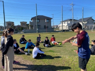 チームに分かれてフットサル大会！
久しぶりの運動で疲労困憊！？