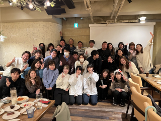 イタリアンレストランを貸し切っての忘年会！！