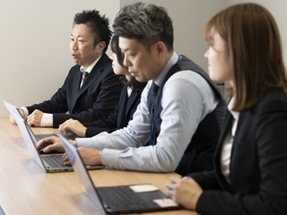 【Value：挑戦】昨日より一歩でも半歩でも前へ進み、行動を改善する