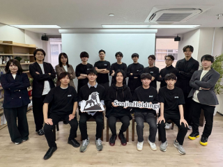 2025年入社式の様子です!
Senjin Tシャツでパチリ✨